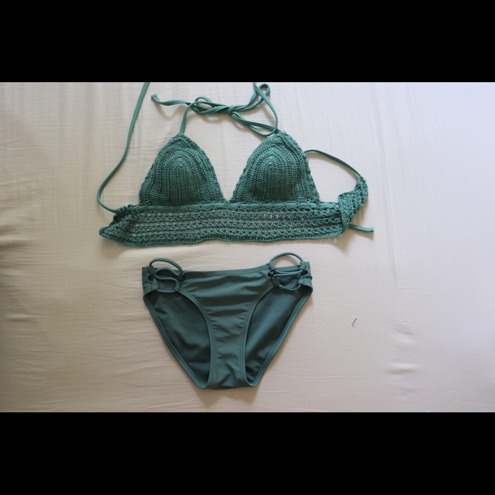 Crochet bikini - Picture 5 of 5